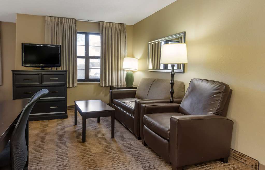 Extended Stay America Suites Oakland Alameda Airport - photo 17