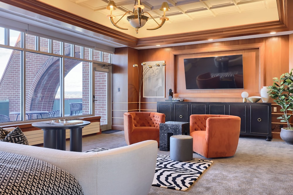 The Executive Suites and Venue - photo 45
