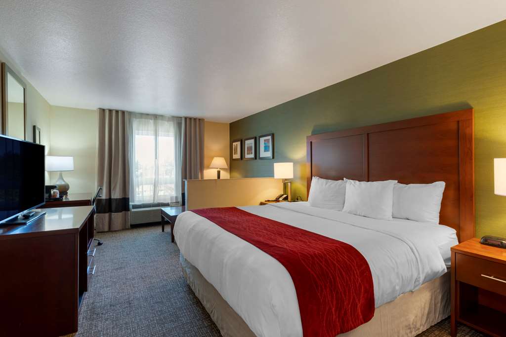 Comfort Inn & Suites Salem Northeast - photo 24