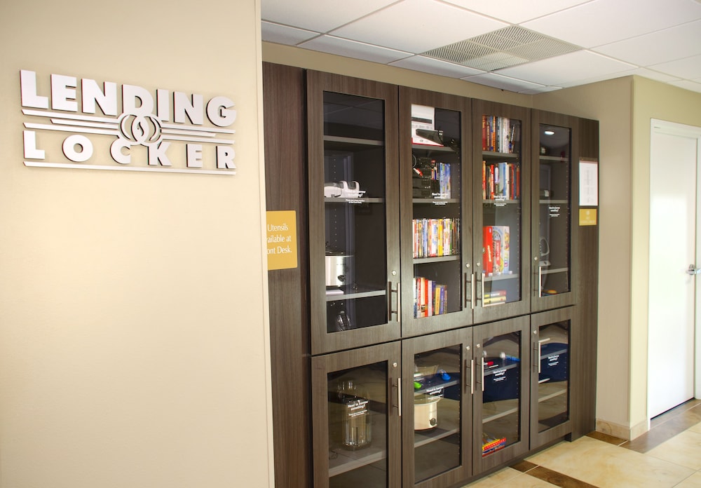 Candlewood Suites York by IHG - photo 18