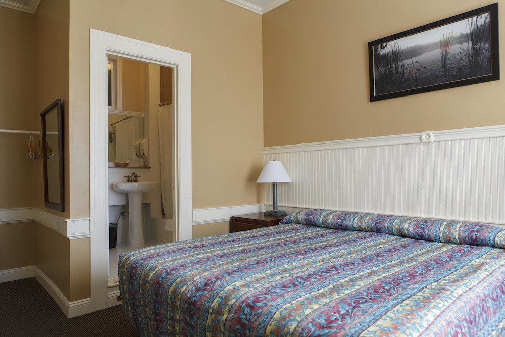 Grant Hotel - photo 6