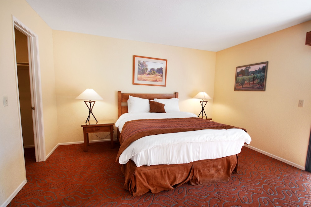 Riviera Oaks Resort - photo 9