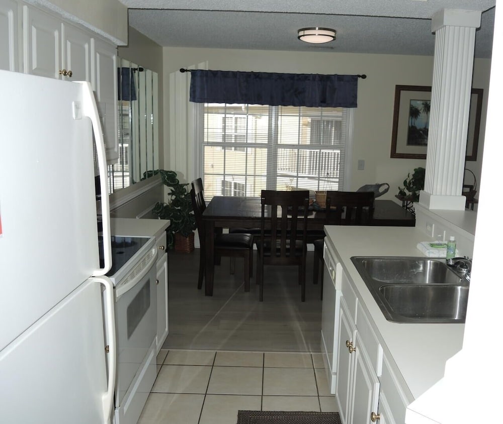 Brunswick Plantation Golf Resort Villa 1607 Close to Beach in Calabash by RedAwning - photo 13