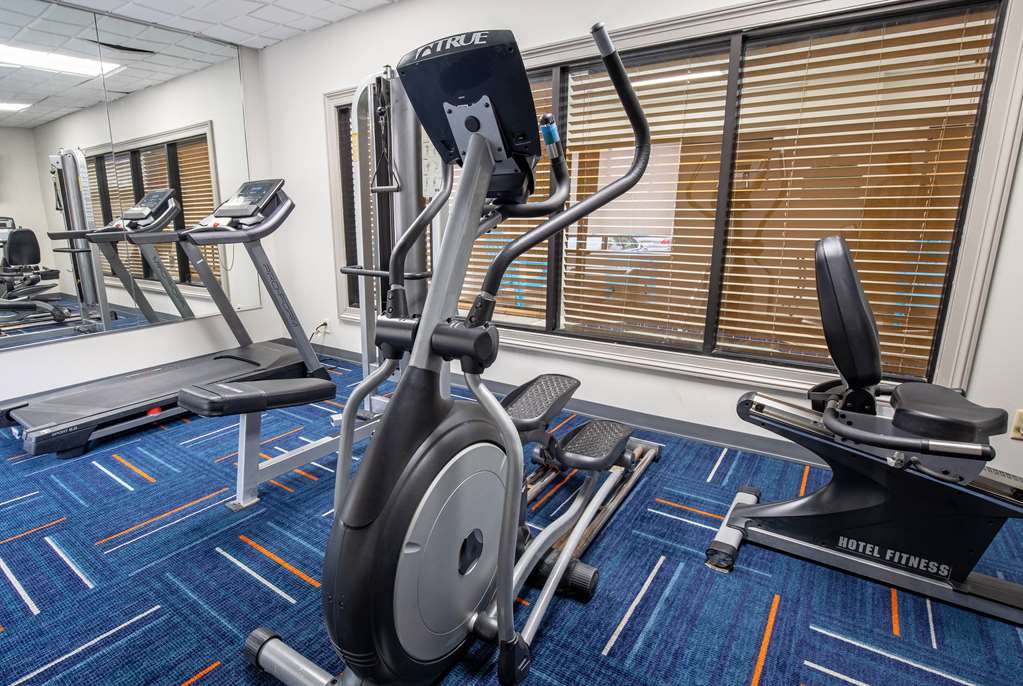 Wingate by Wyndham Lafayette Airport - photo 11