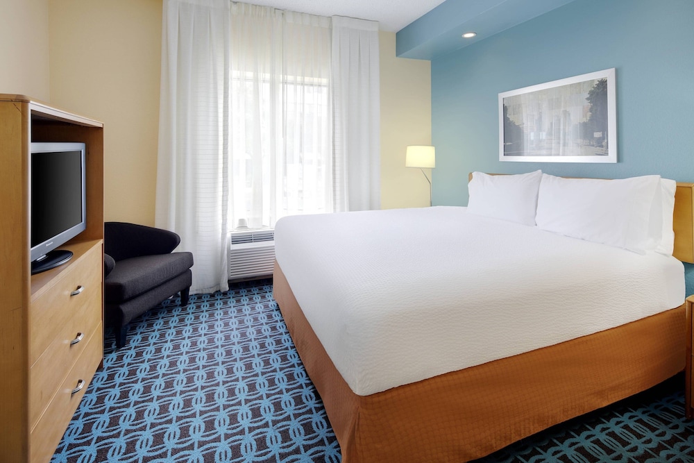 Fairfield Inn & Suites by Marriott Austin University Area - photo 7