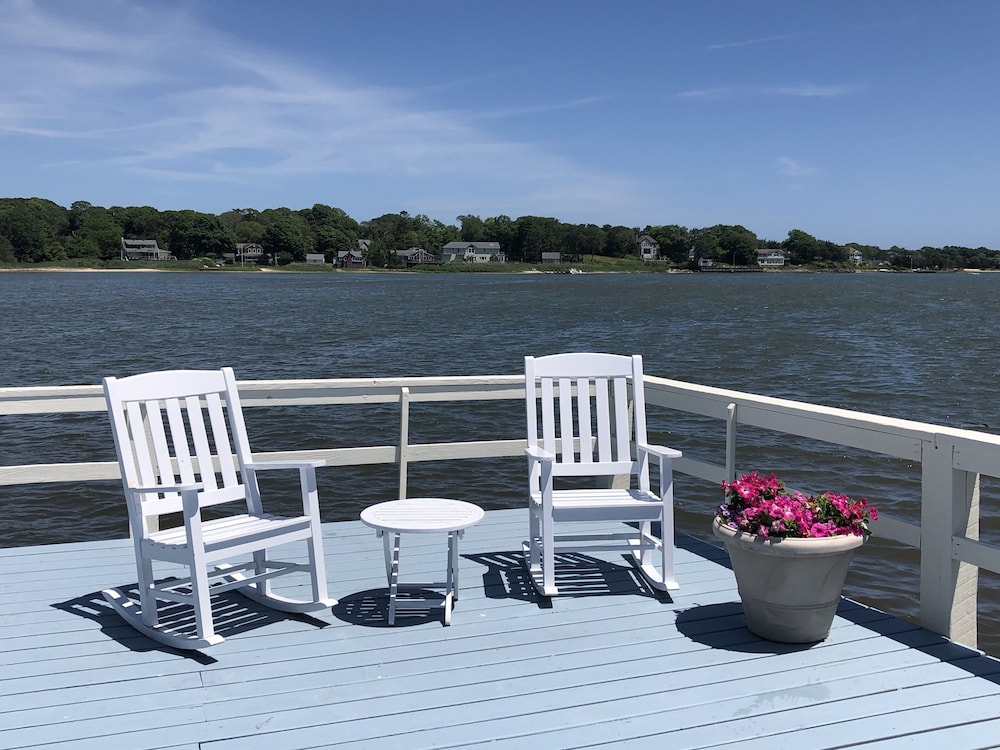 Bayview Resort — Hampton Bays