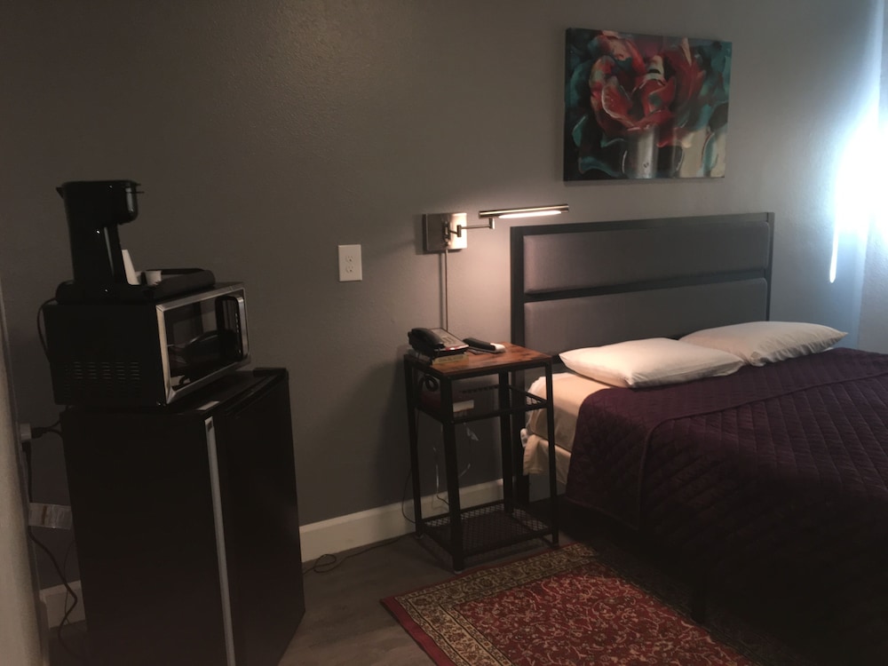 Aircrest Motel - photo 5