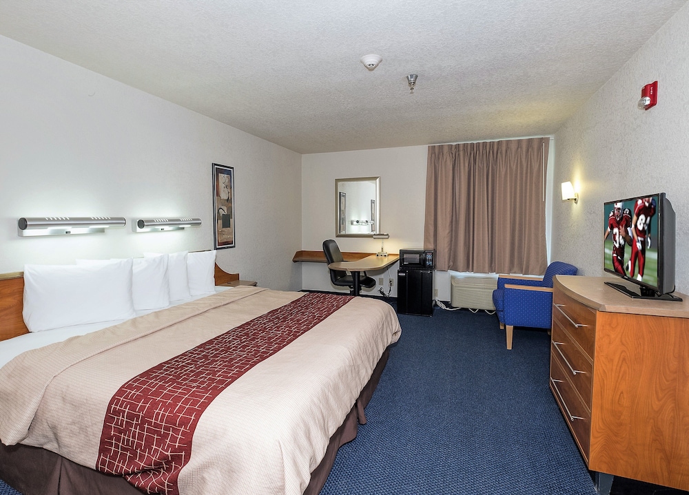 Red Roof Inn Jackson OH - photo 5