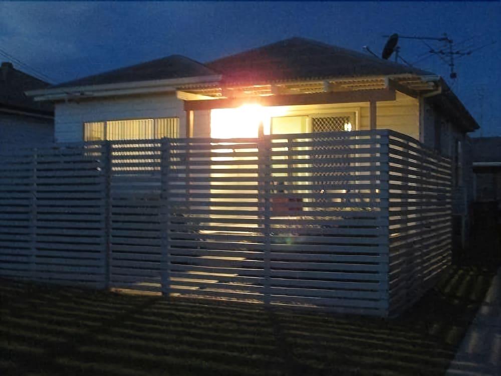 Interlude at Belmont - carbon neutral hotel in Marks Point