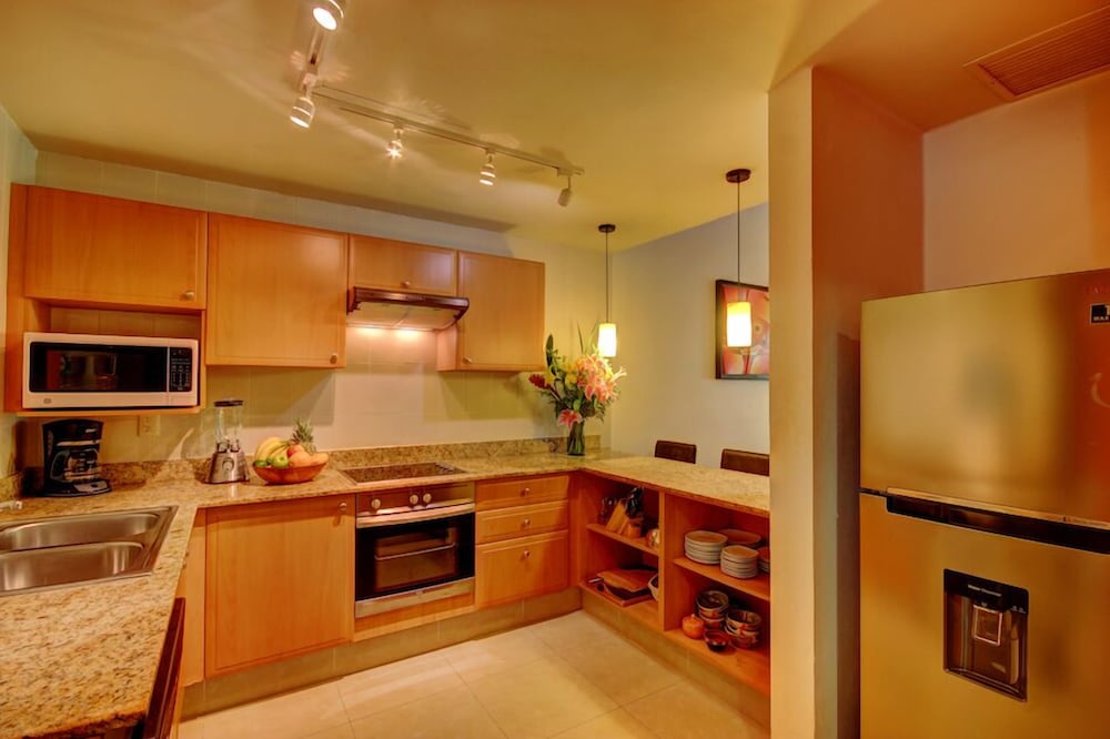 Riviera Maya Suites