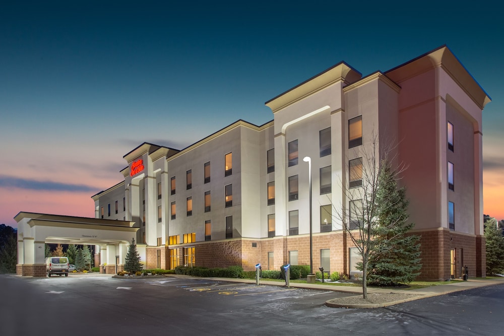 Hampton Inn & Suites Albany Airport - photo 30