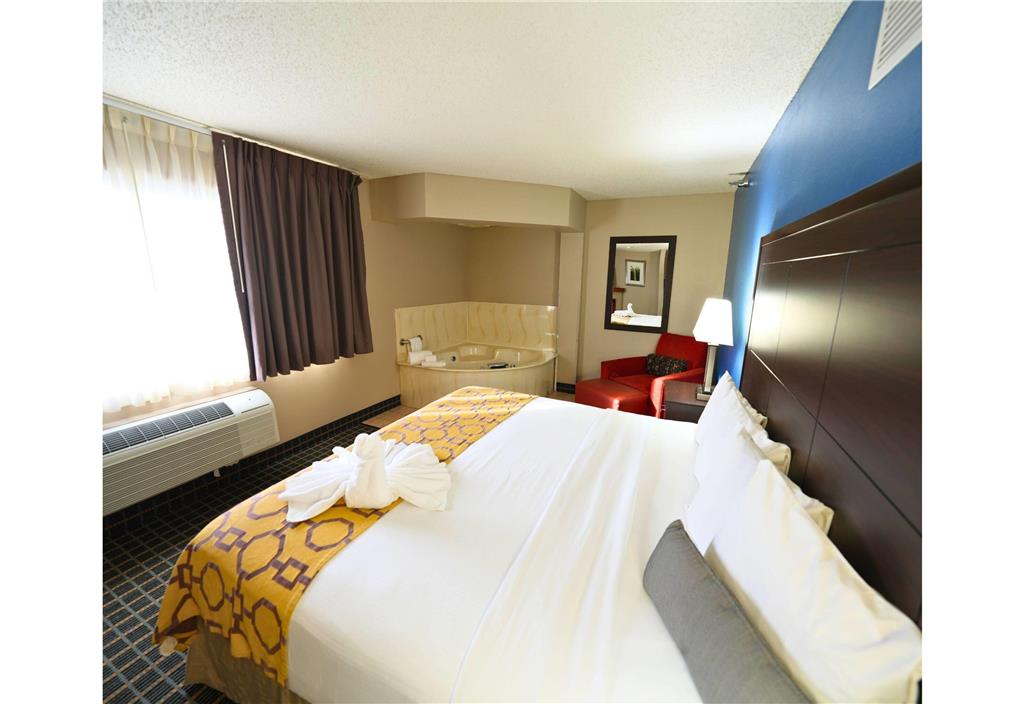 Baymont by Wyndham Marshalltown - photo 29