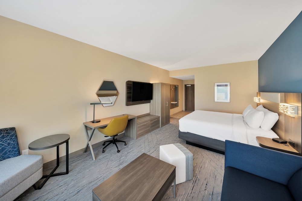 Holiday Inn Express & Suites Fort Walton Beach Eglin Area by IHG - photo 28