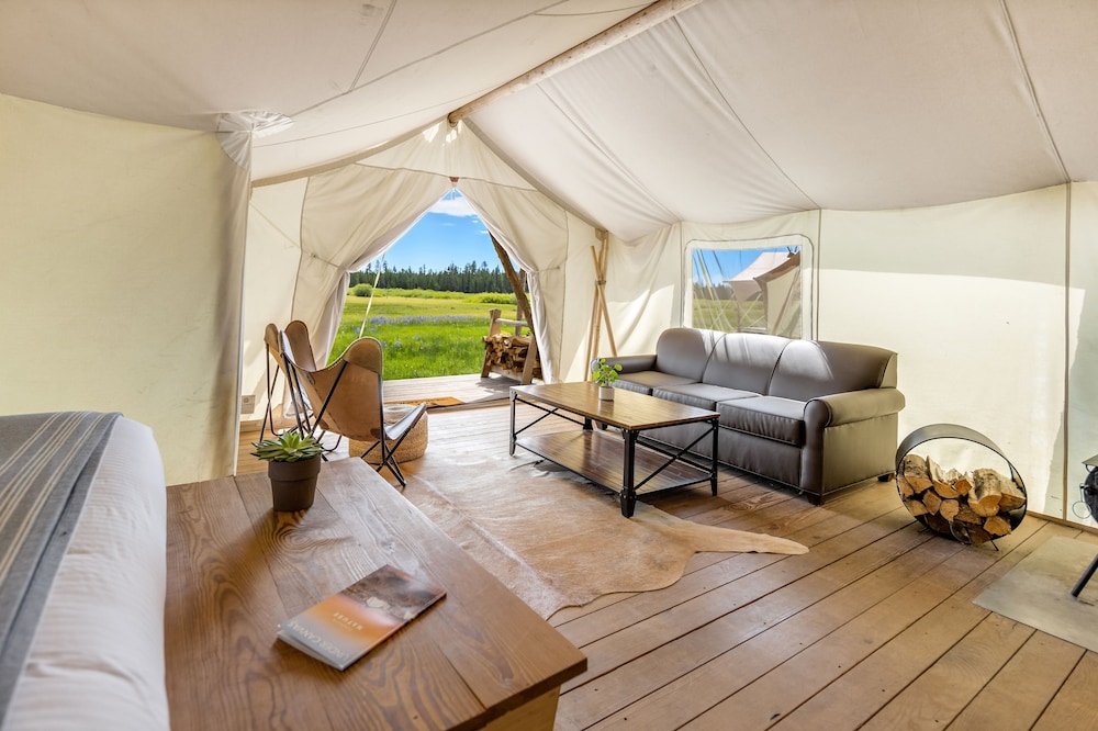 Under Canvas West Yellowstone - photo 27