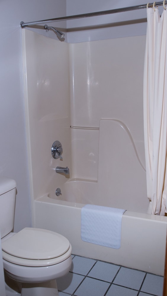 Motel 103 - photo 25