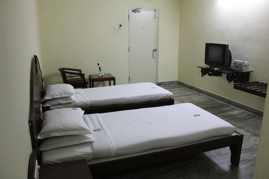 Hotel Emerald Park — Chennai — photo 3