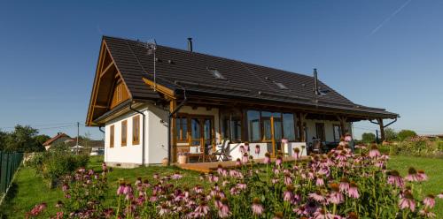 Penzion V Poli — hotel in Klimkovice