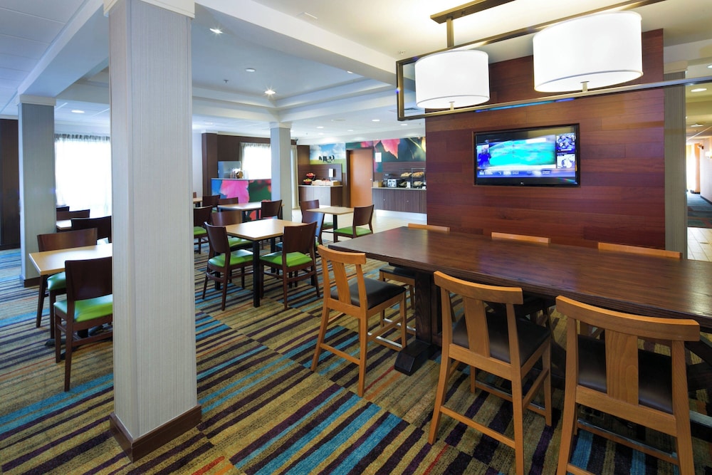 Fairfield Inn & Suites by Marriott Dover - photo 25