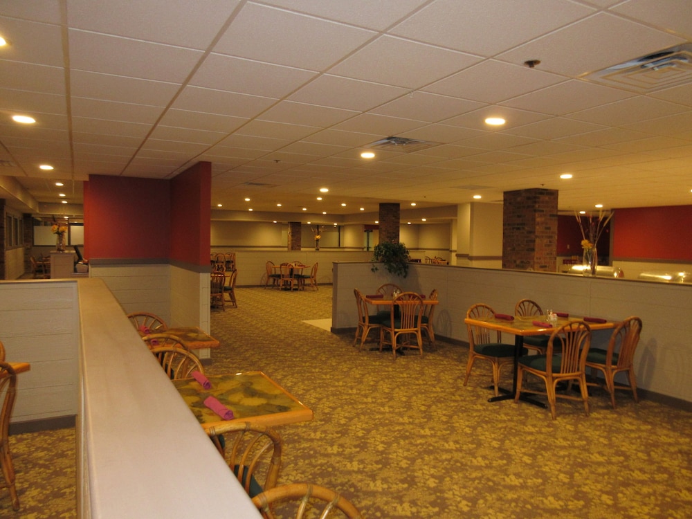 Split Rock Resort - photo 44