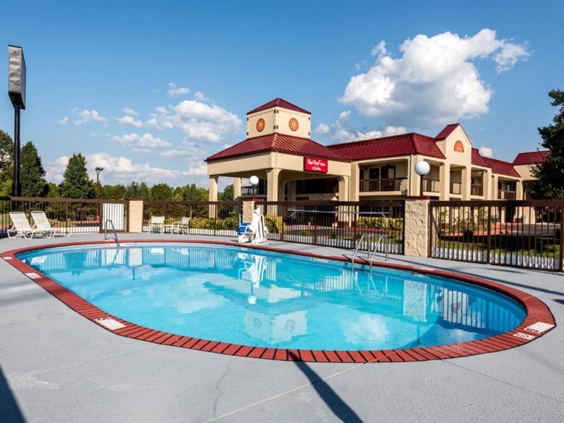 Red Roof Inn & Suites Clinton TN - photo 3