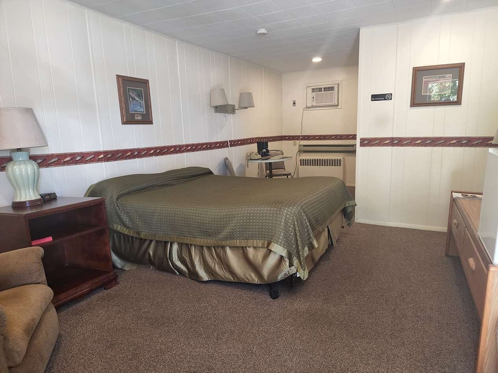 White Valley Motel - photo 9