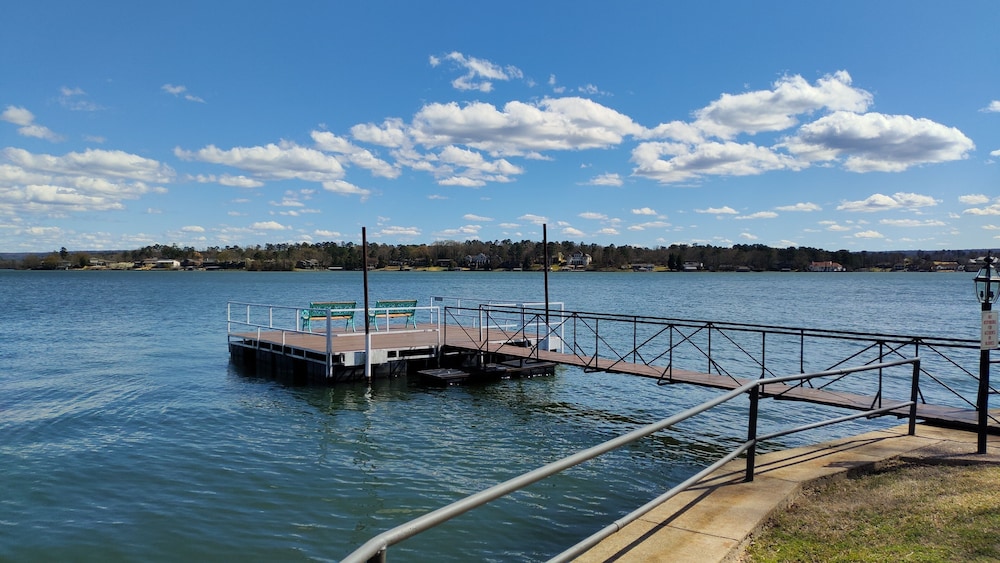 Willow Beach Resort - photo 23