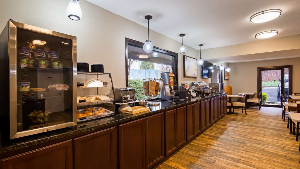 Best Western Shenandoah Inn - photo 17