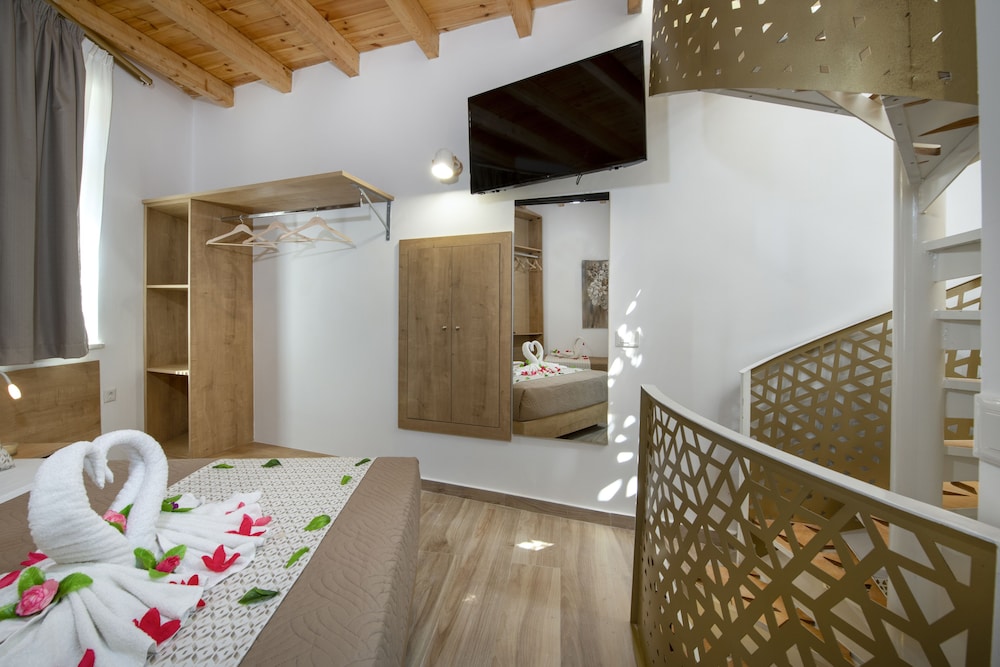 Deluxe Maizonette — Chania — photo 4