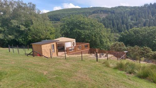 Yurt Uchaf Off Grid Glamping - last minute hotel in Machynlleth
