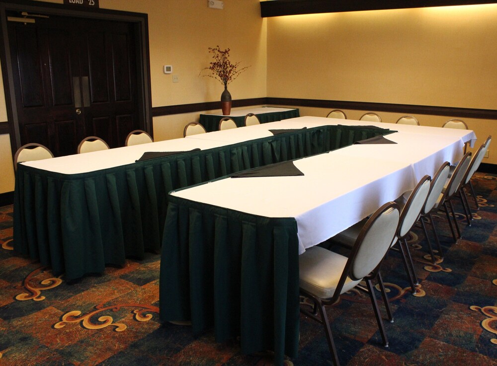Holiday Inn Great Falls Convention Center by IHG - photo 48