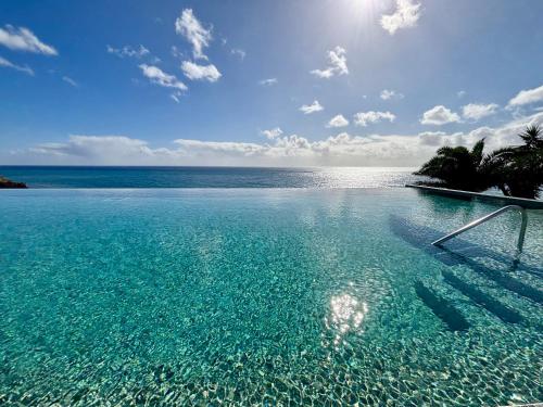 Dream Home everything you deserve — 4-Star Luxury Hotel in Funchal, Portugal