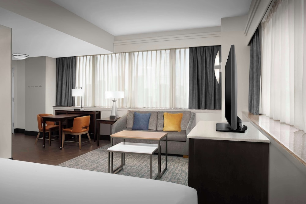 Homewood Suites by Hilton Dallas Downtown TX - photo 30