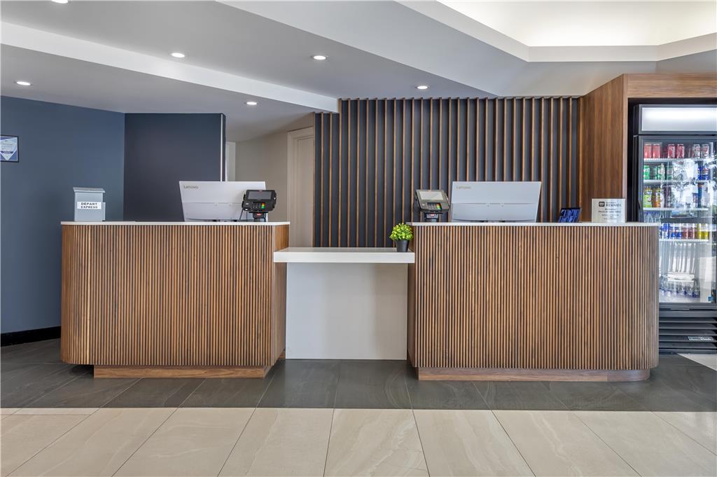 Best Western Hotel Brossard — Brossard — photo 4