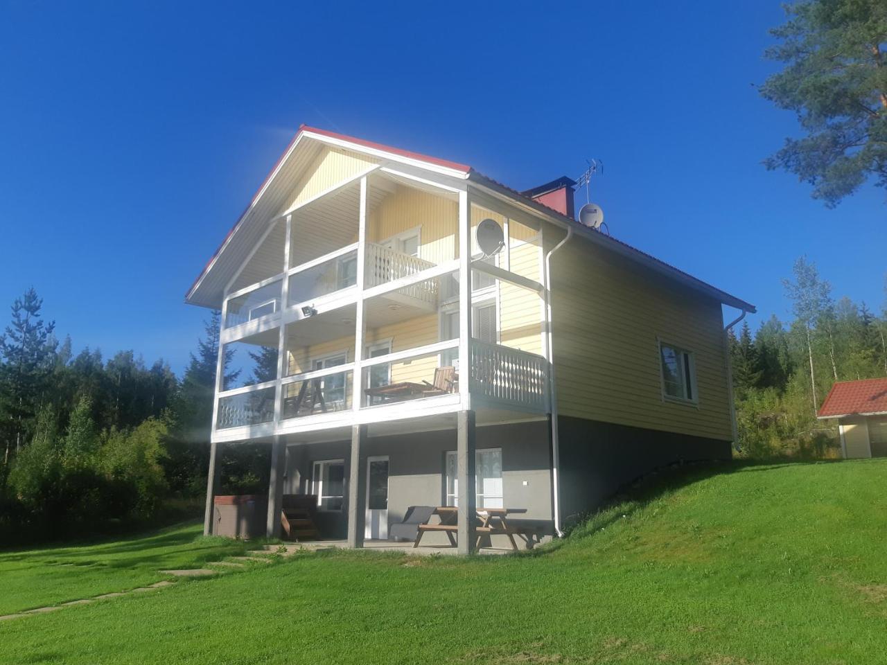Villa Niemelä — 5-Star Luxury Hotel in Parikkala, Finland