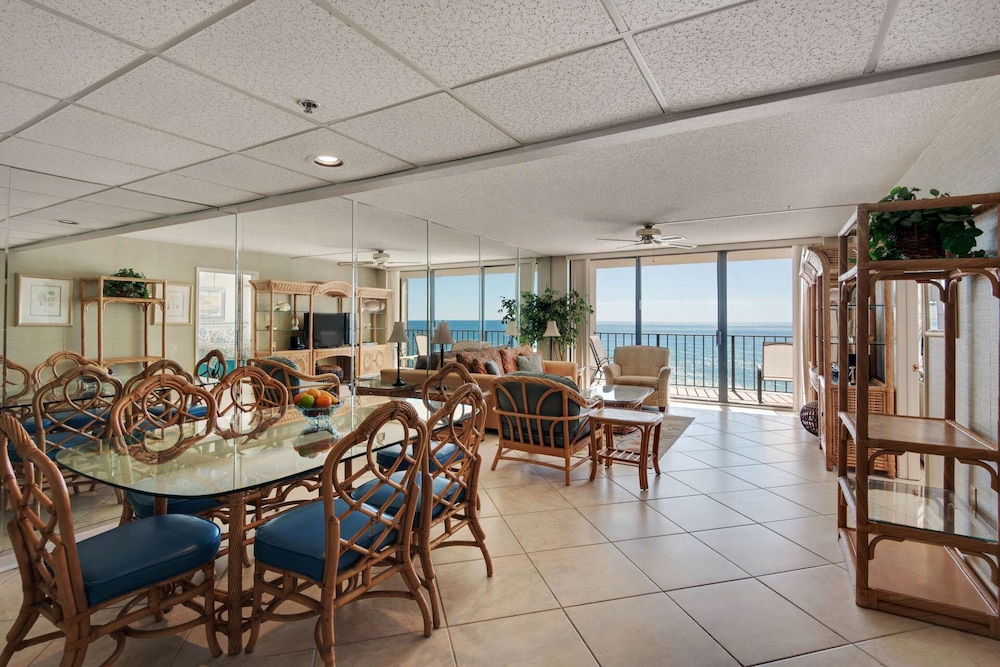 Edgewater Beach Resort Tower 3 811 - photo 12