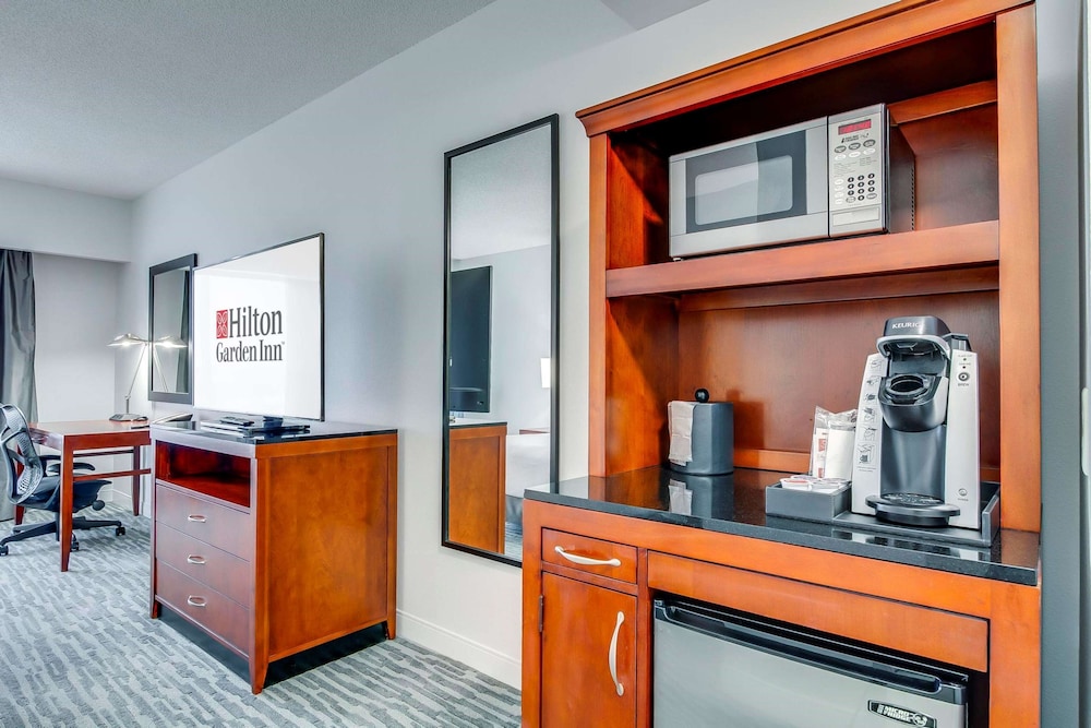 Hilton Garden Inn Louisville Northeast - photo 27