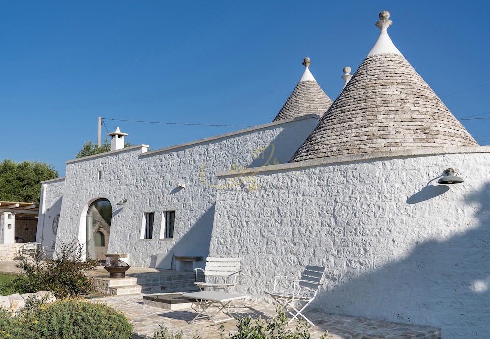 Trulli & Dimore La Trullaia in Locorotondo, Italy