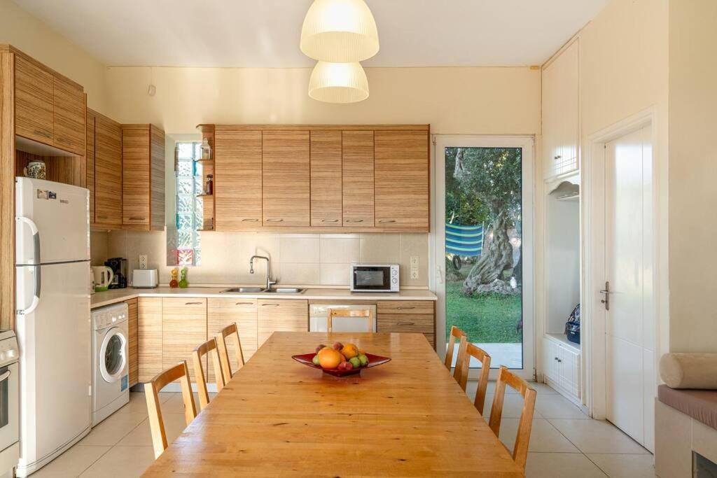 Beautiful 5bedroom villa big pool close to beach — 4-Star Luxury Hotel in Rethymno, Greece