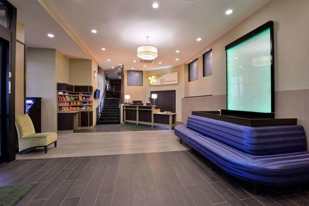 Holiday Inn New York JFK Airport Area - photo 21