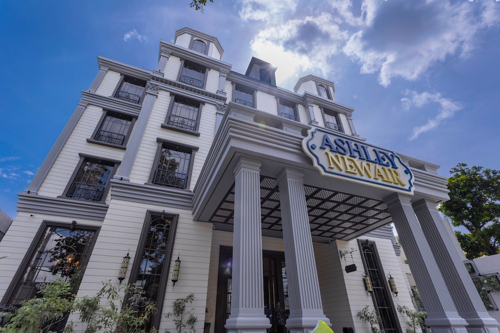 Ashley Newair Menteng With Air Purifier in Jakarta, Indonesia