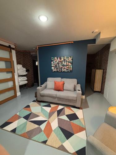 The Monarch Unit 10 — 4-Star Luxury Hotel in Huntsville, United States