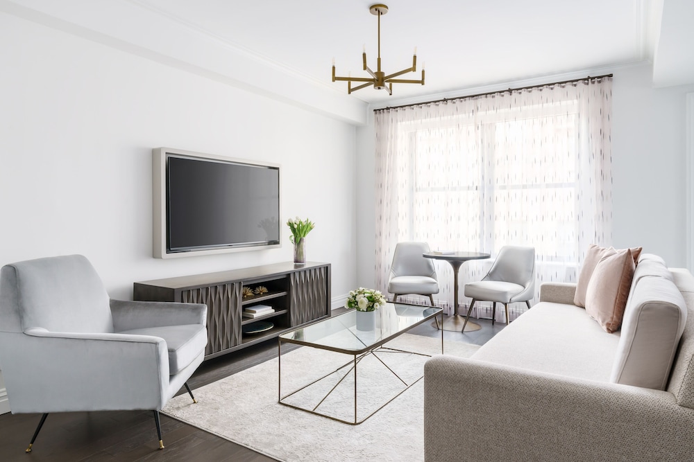 The Wallace - photo 2