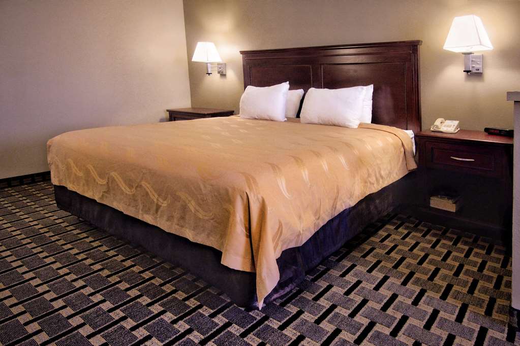 Quality Inn Moore Oklahoma City - photo 27