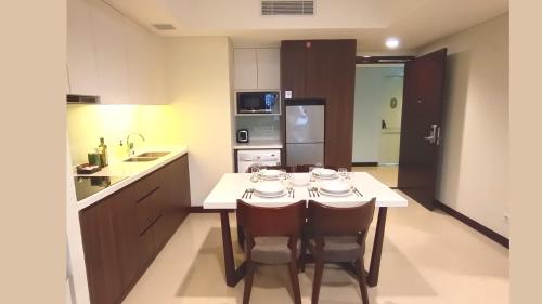 Somerset Kencana Apt Jakarta — 4-Star Luxury Hotel in Jakarta, Indonesia