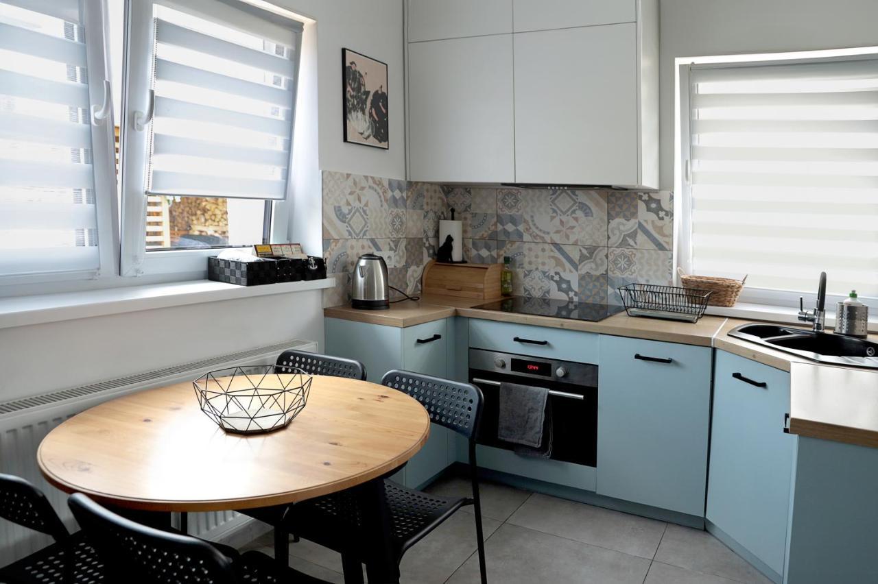 Chatka Rybaka wygodny dom z podwórkiem in Leba, Poland