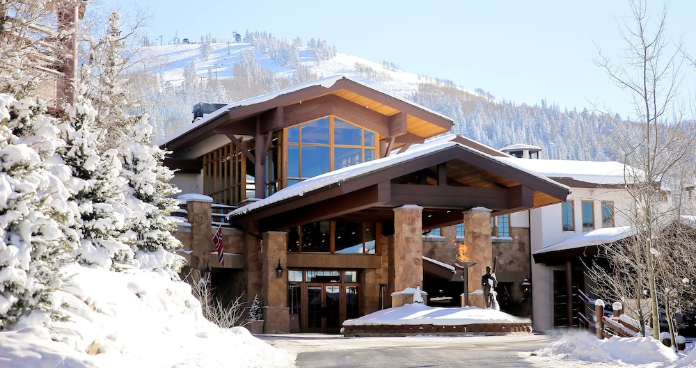 Stein Eriksen Lodge — 5-Star Luxury Hotel in Bridgeport, United States