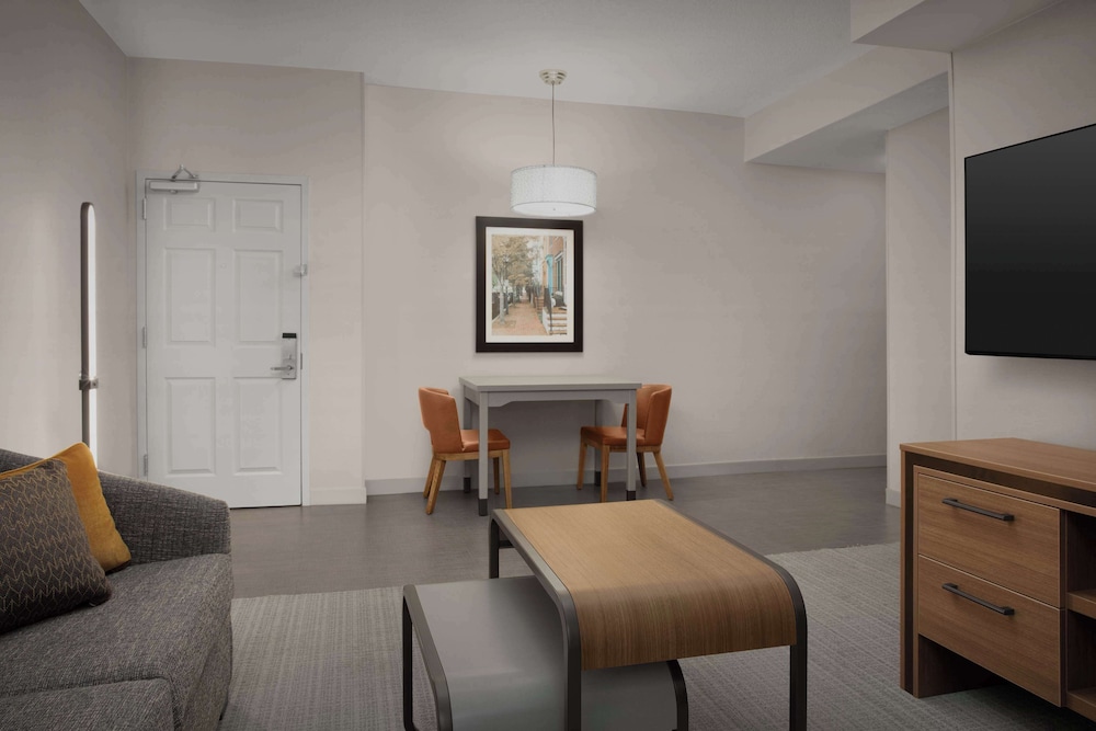 Homewood Suites by Hilton Alexandria Pentagon South - photo 25