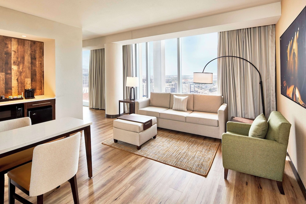Embassy Suites by Hilton Nashville Downtown - photo 51