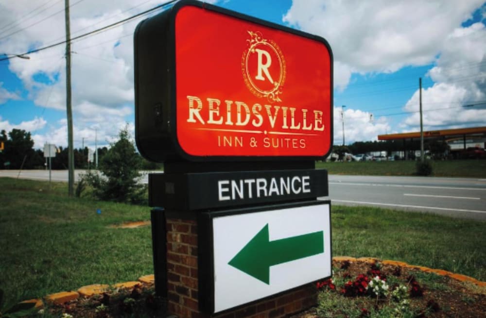 Reidsville Inn & Suites by Oyo Hwy 29 - photo 2