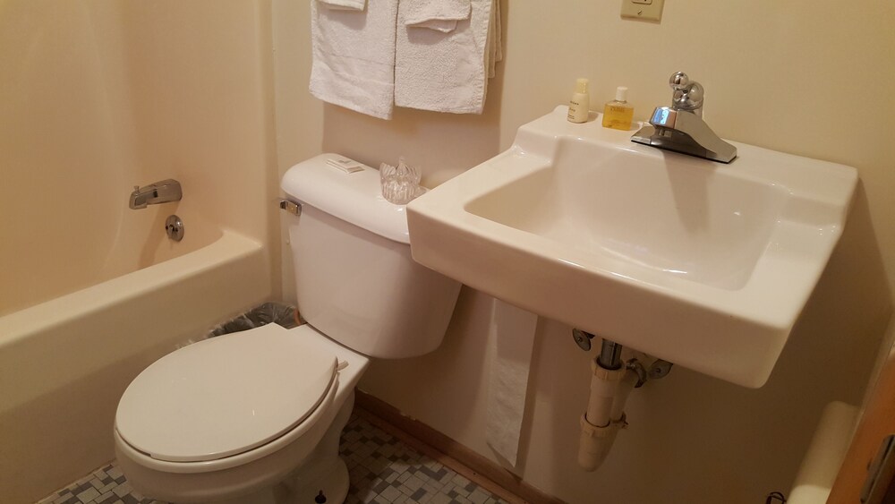 In Town Inn - photo 18